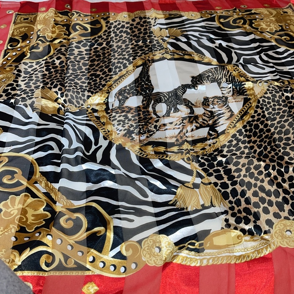 DESIGNER INSPIRED SCARF: Red, Gold, Black & White. - Picture 6 of 10